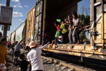 Ferromex suspende operación de trenes utilizados por migrantes para llegar a EEUU