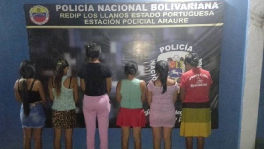 Chico de 13 a&ntilde;os con discapacidad era encerrado en una jaula por familiares en Venezuela