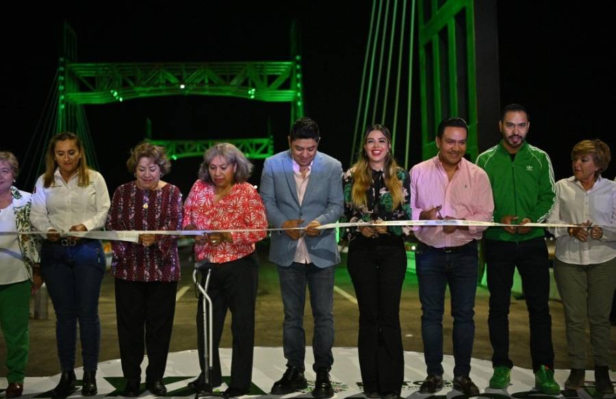 Ricardo Gallardo Cardona Entrega en SLP Megaproyecto Vial en Tiempo Récord