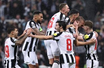 El PSG naufraga ante un Newcastle que se pone l&iacute;der de grupo en la Champions League