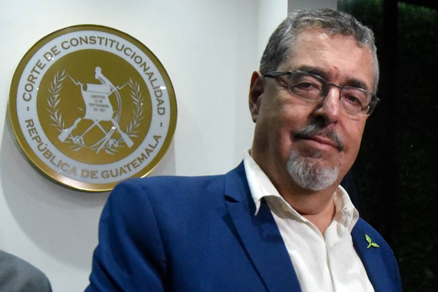 M&aacute;ximo tribunal de Guatemala ordena garantizar toma del poder de Ar&eacute;valo