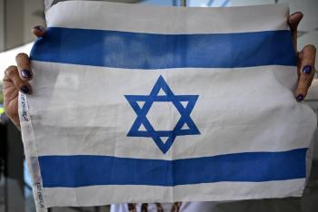 Israel recupera 100 cad&aacute;veres de kibutz, donde Ham&aacute;s tom&oacute; rehenes