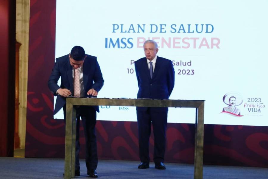 Gallardo firma convenio para mejorar servicios de salud en SLP