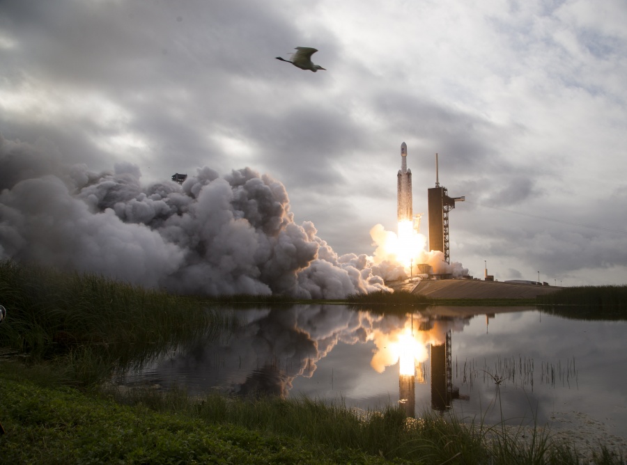 SpaceX hace posible la misión Psyche con tecnología experimental de la NASA