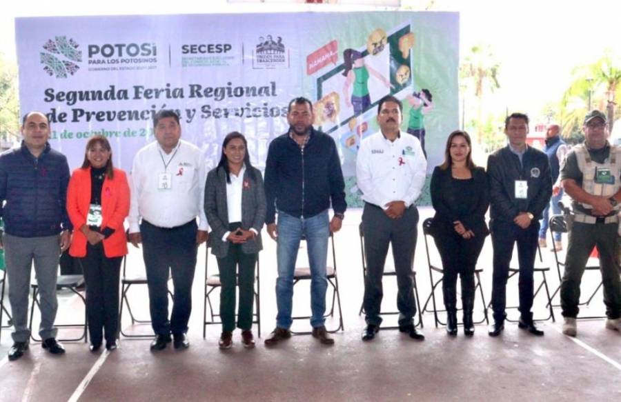 Gobierno de SLP lleva feria de prevención al altiplano
