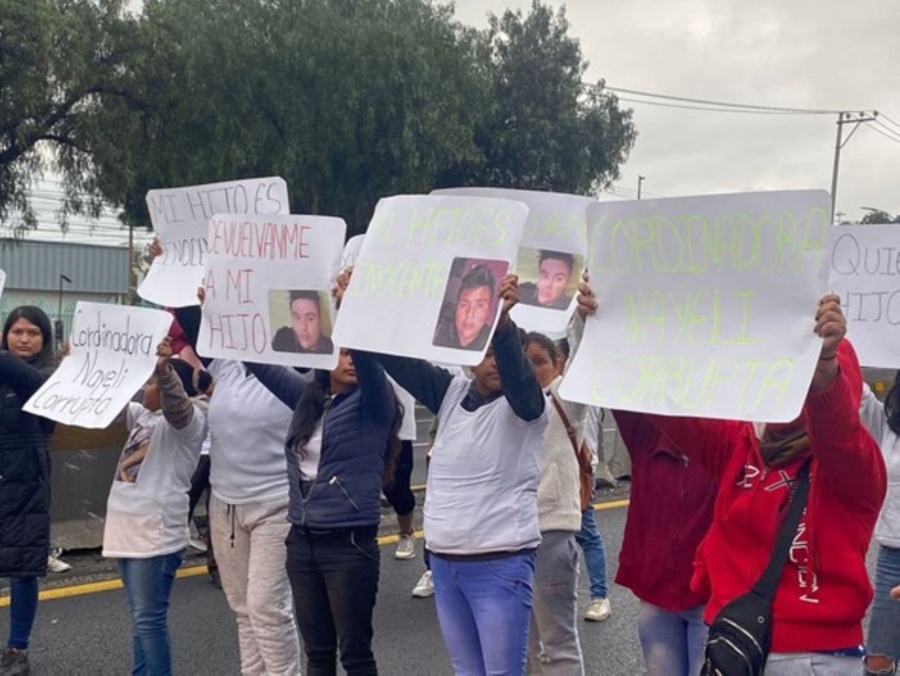 Protesta en la autopista México-Querétaro: Padre exige justicia para su hijo