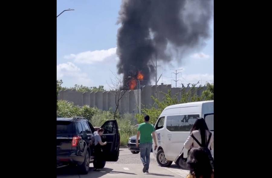 Incendio en subestación de CFE deja sin electricidad a zonas de Culiacán