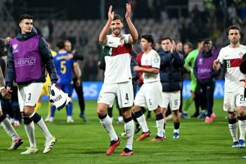Portugal endosa un 5-0 a Bosnia con doblete de Cristiano Ronaldo