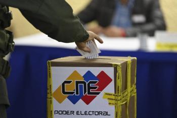 Gobierno y oposici&oacute;n de Venezuela acuerdan presidenciales en 2024 con la UE
