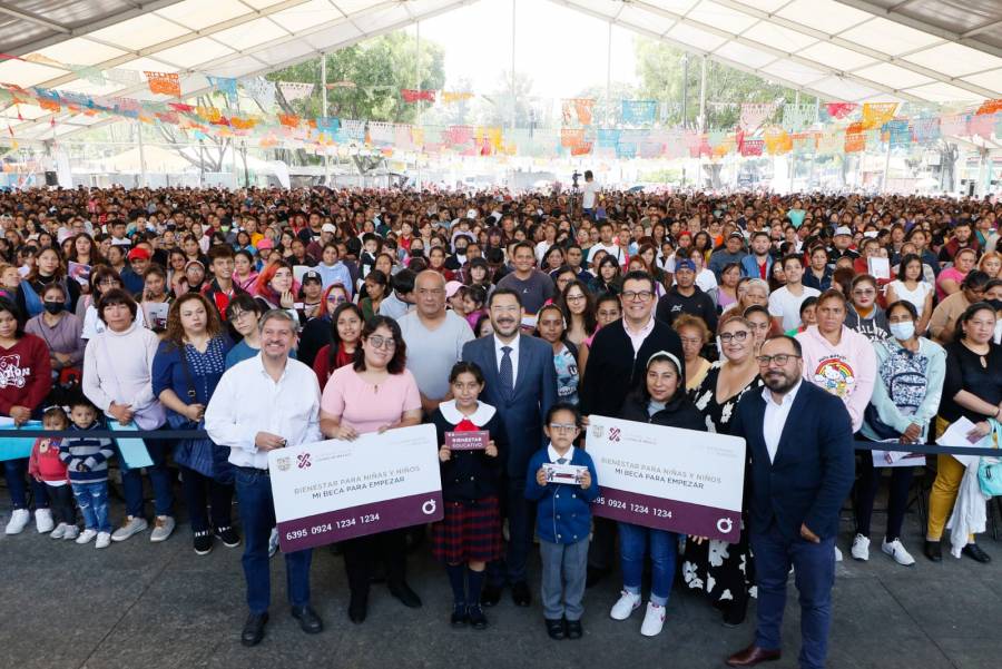 Inicia Martí Batres segunda entrega de tarjetas Bienestar para Niñas y Niños