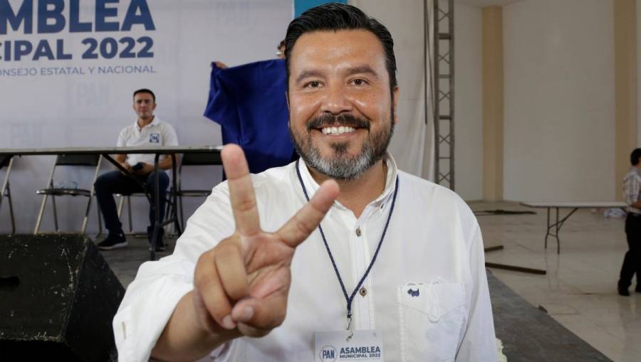 PAN amplía denuncia contra promoción anticipada de corcholatas de Morena en Puebla