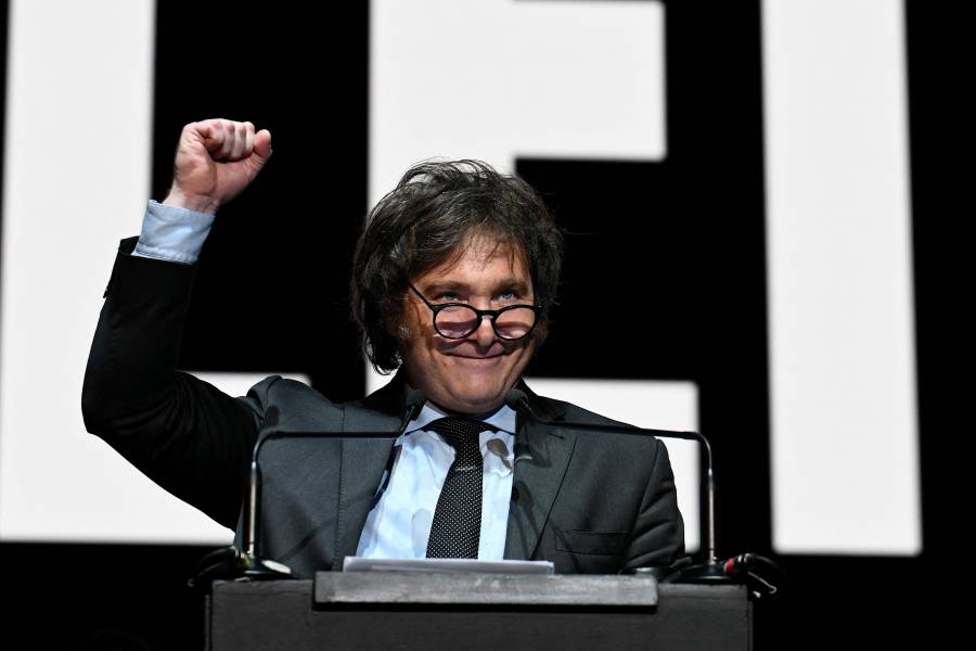 Milei cierra su campaña prometiendo que Argentina dejará de ser 
