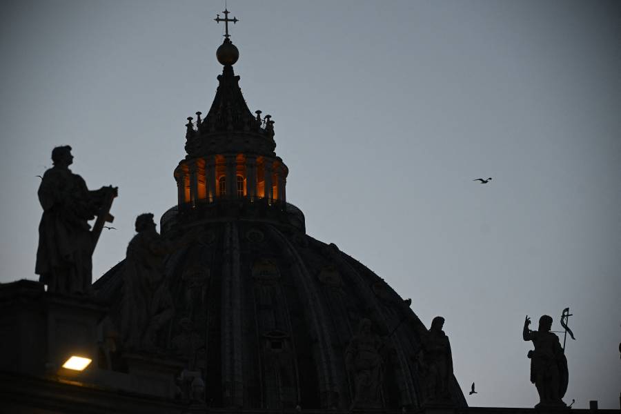 Nicaragua excarcela a 12 sacerdotes y los envía al Vaticano