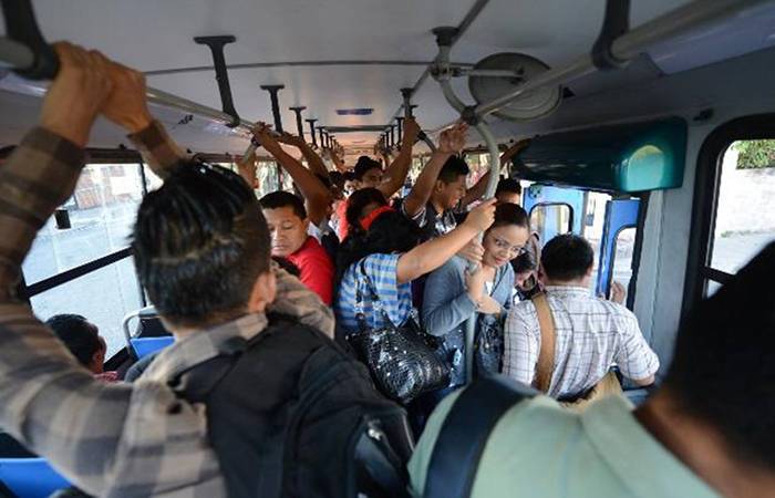 Capacitan a operadores de transporte para erradicar acoso y violencia
