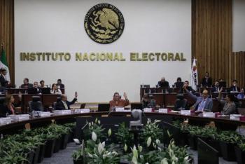 Por confusa votaci&oacute;n, INE rechaza paridad en gubernaturas