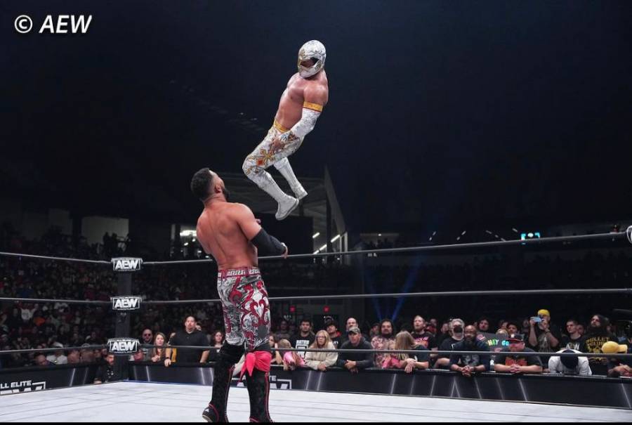 Místico y Rocky Romero se presentan con gran impacto en AEW