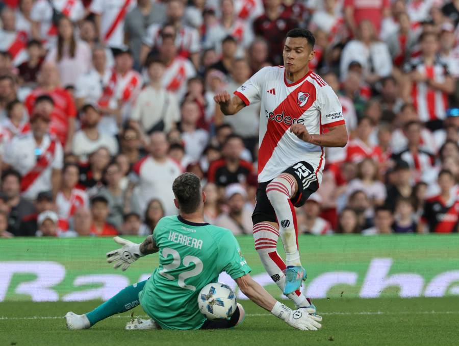 Clásico River-Independiente acapara la atención en torneo argentino