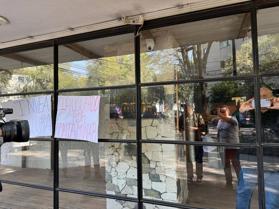 Vecinos de Polanco protestan contra bar 