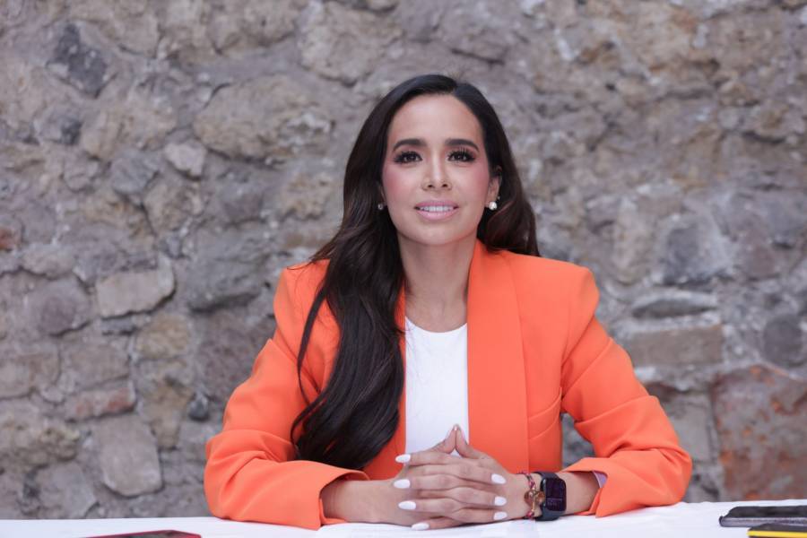 Graciela Palomares se destapó para buscar la gubernatura de Puebla