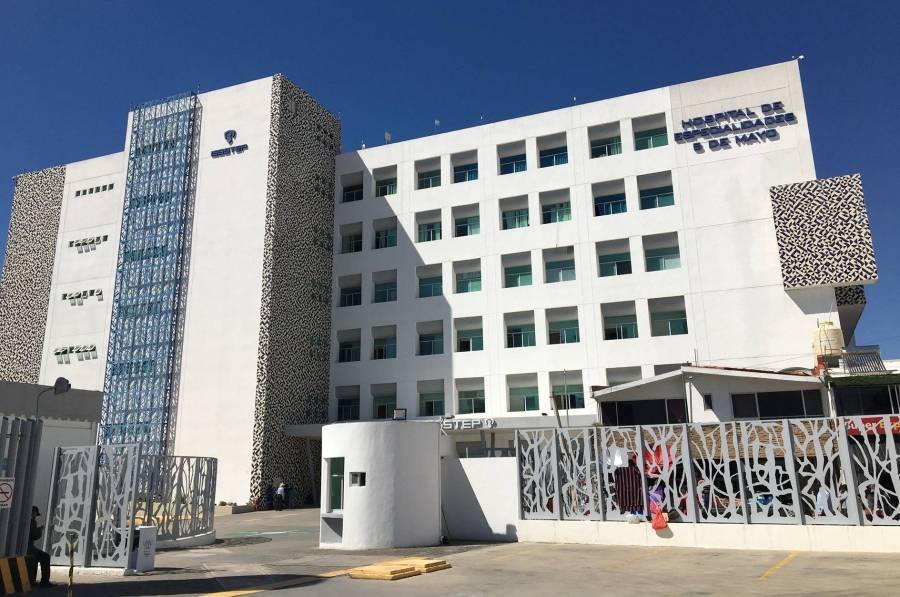 Sindicato del ISSSTEP destituye a su secretaria general