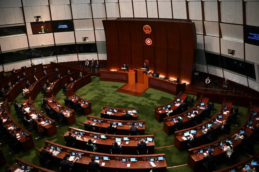 Líder de Hong Kong anuncia nueva ley de seguridad nacional en 2024