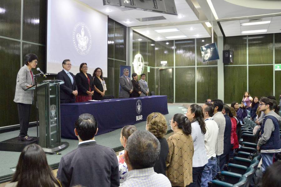 Celebra BUAP el décimo aniversario de la Licenciatura en Biotecnología