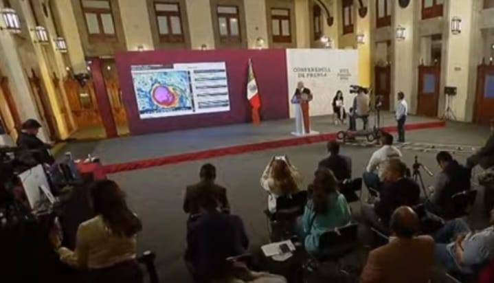 Gobierno de M&eacute;xico exhorta a poblaci&oacute;n y visitantes de Guerrero a mantenerse en resguardo por el tr&aacute;nsito del hurac&aacute;n Otis