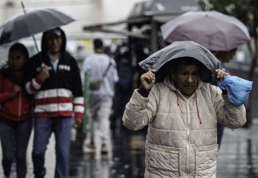 Huracán Otis Provocará Lluvias Intensas en el Sur del País