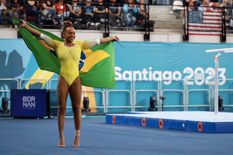 Rebeca Andrade se despide de Santiago-2023 con su segundo oro: 