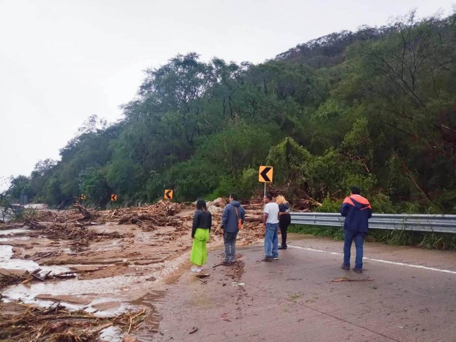 Habilita alcaldía Benito Juárez centro de acopio para damnificados por huracán Otis