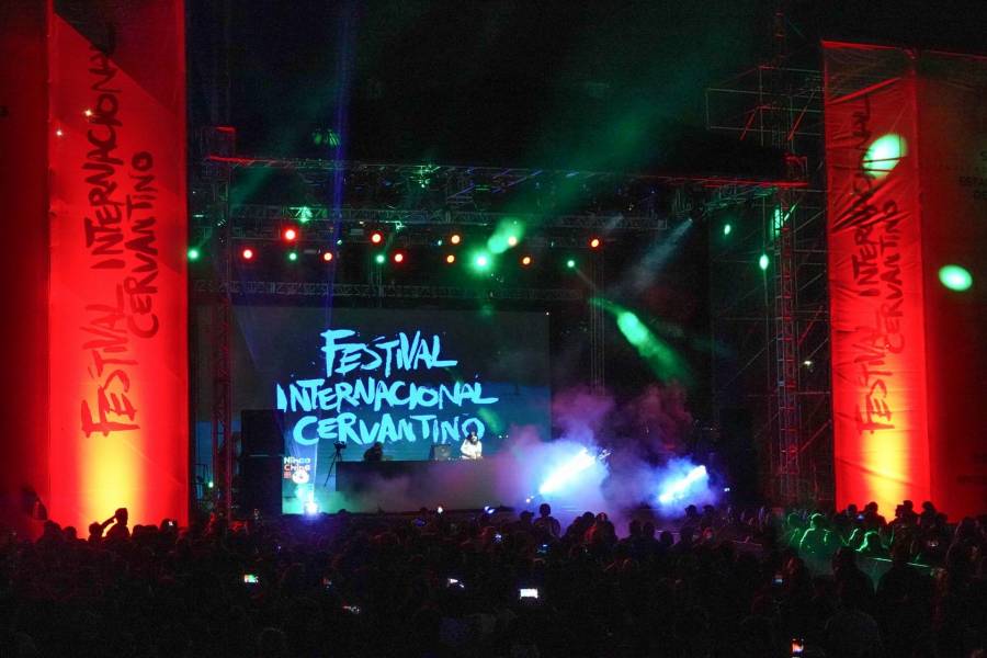 Cervantino recauda más de 100 mdp; falta una semana de actividades