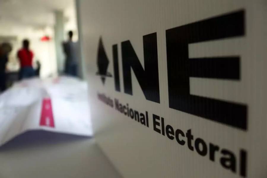 INE activa plan para reponer credenciales en Guerrero tras paso de “Otis”