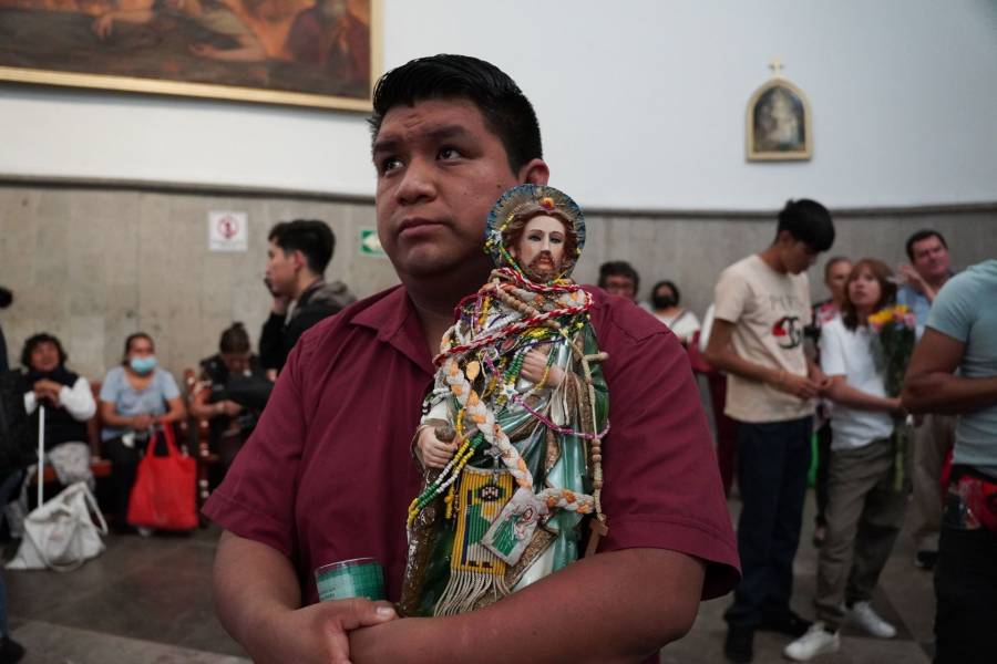 Comienza llegada de fieles a San Judas Tadeo en iglesia de San Hip&oacute;lito