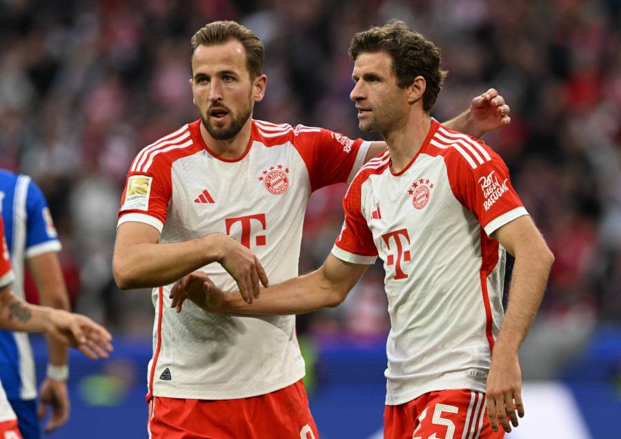 Bayern arrolla al Darmstadt con triplete de Kane y es líder provisional