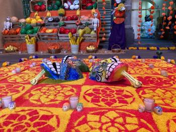 Arranca Cuarto Festival de Ofrendas y Arreglos Florales del Centro Hist&oacute;rico con 171 montajes