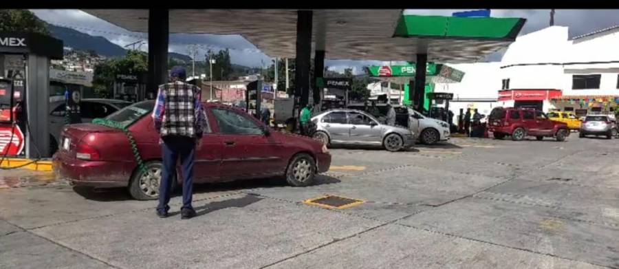 Robos y saqueos han sido controlados; GN resguarda gasolineras de Acapulco