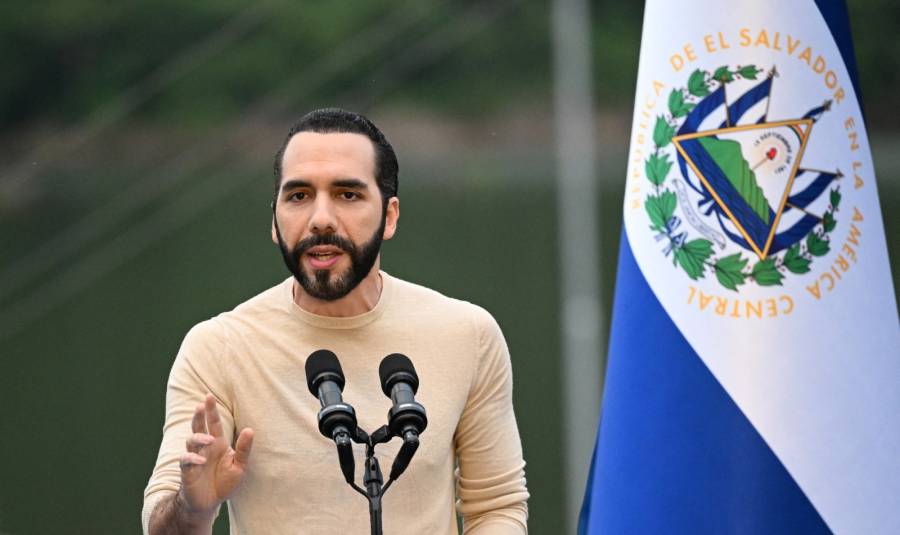 Bukele pide estado emergencia en El Salvador por depresión tropical E-19