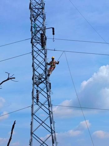 Hazaña de la CFE restablecer este martes energía eléctrica a Acapulco