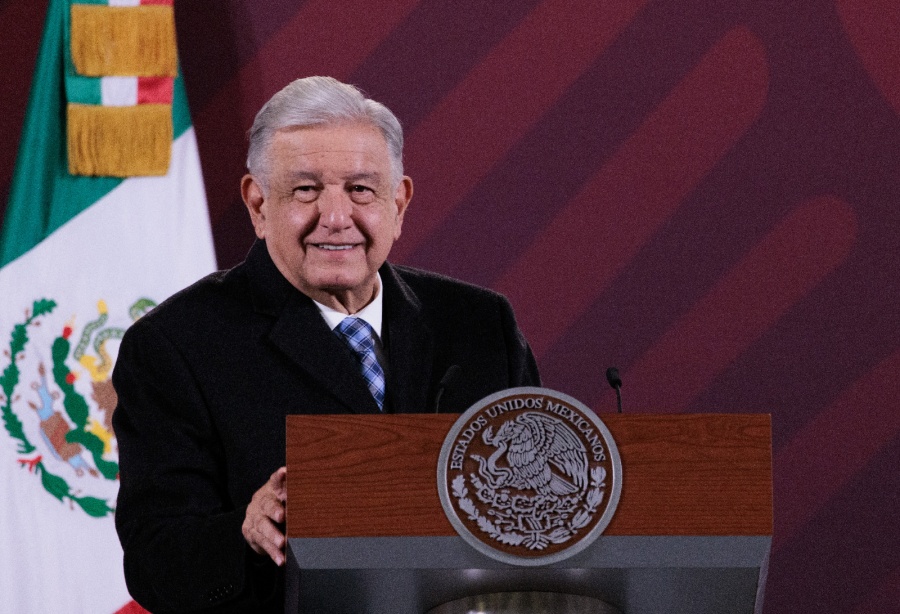 Celebra AMLO decisión de PJF de donar sus 15 mmdp a damnificados