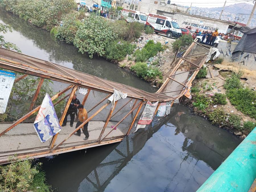 Colapsa puente en límite de Neza y Chimalhuacán, estaba en área federal