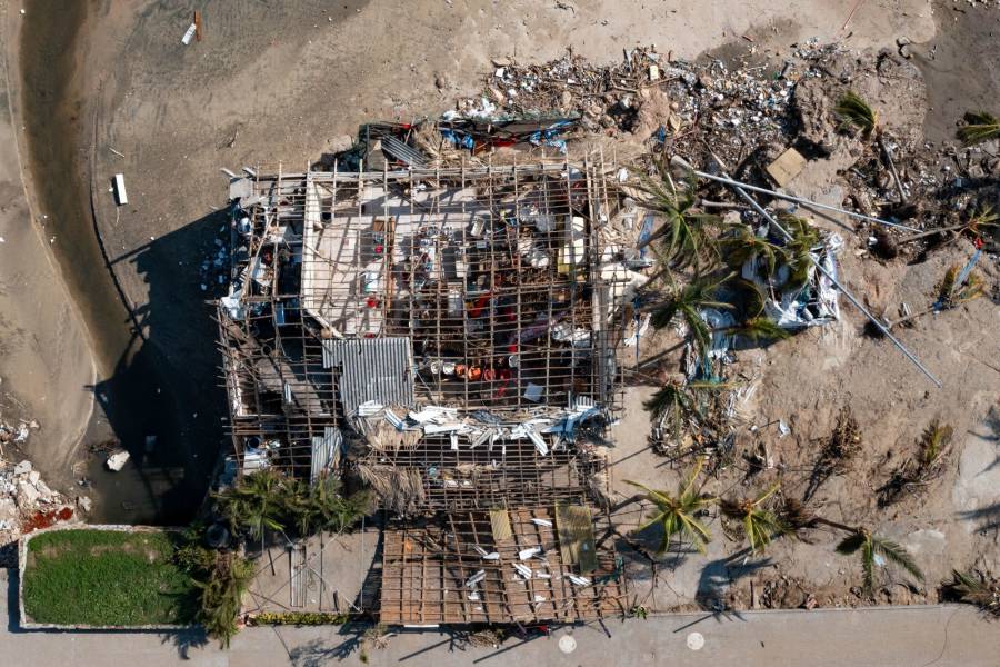 Gobierno mexicano rescata a casi 13 mil personas afectadas por huracán Otis