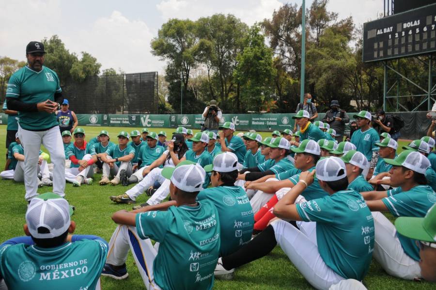 Inauguración de la Jornada de Béisbol por la Salud IMSS 2023: Celebrando 80 años de compromiso con la salud