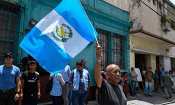 Tribunal Electoral inhabilita al partido de presidente electo de Guatemala