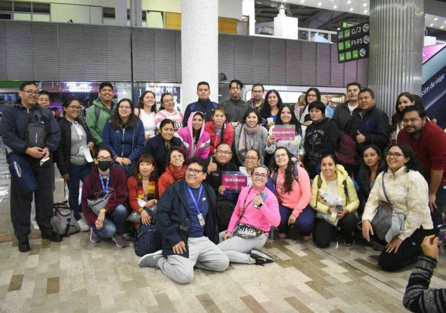 Sale rumbo a Acapulco segunda brigada de personal de salud