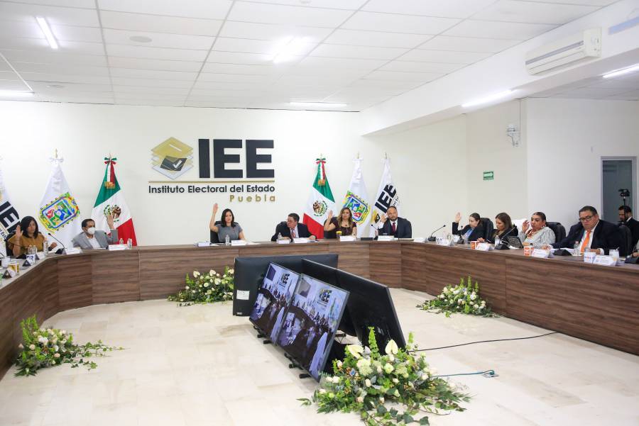 IEE no encontró irregularidad en publicidad anticipada de Morena