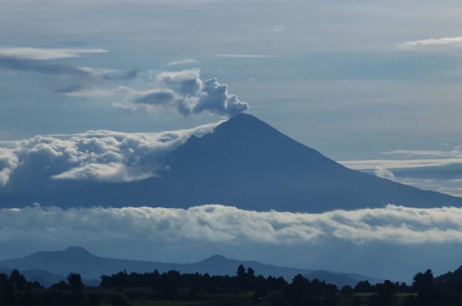 Volcán Popocatépetl mostró liberaciones de gases en las últimas 24 horas