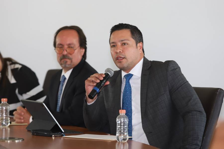 FGE no encontró irregularidades en adopción de niños del DIF
