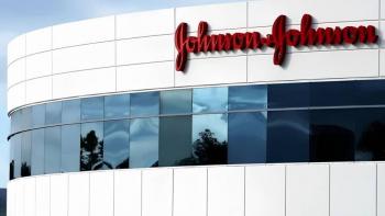 Johnson & Johnson solicitar&aacute; a la FDA realizar ensayos cl&iacute;nicos con robot quir&uacute;rgico