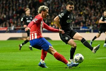 Griezmann acerca al Atl&eacute;tico de Madrid a octavos de Champions