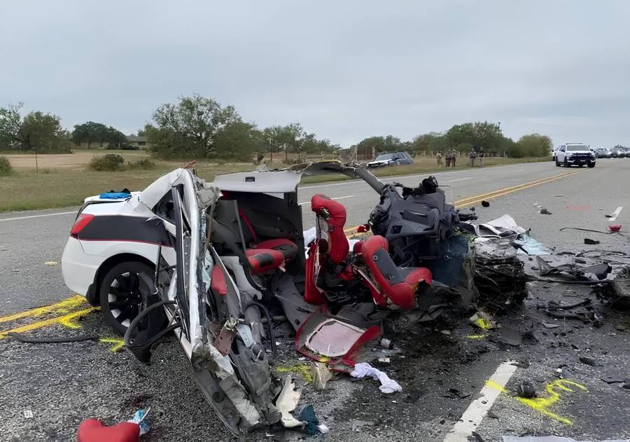 Mueren ocho personas, entre ellas cinco migrantes, durante persecución policial en Texas
